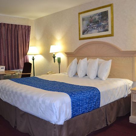 Travelodge By Wyndham Niagara Falls - New York Eksteriør billede