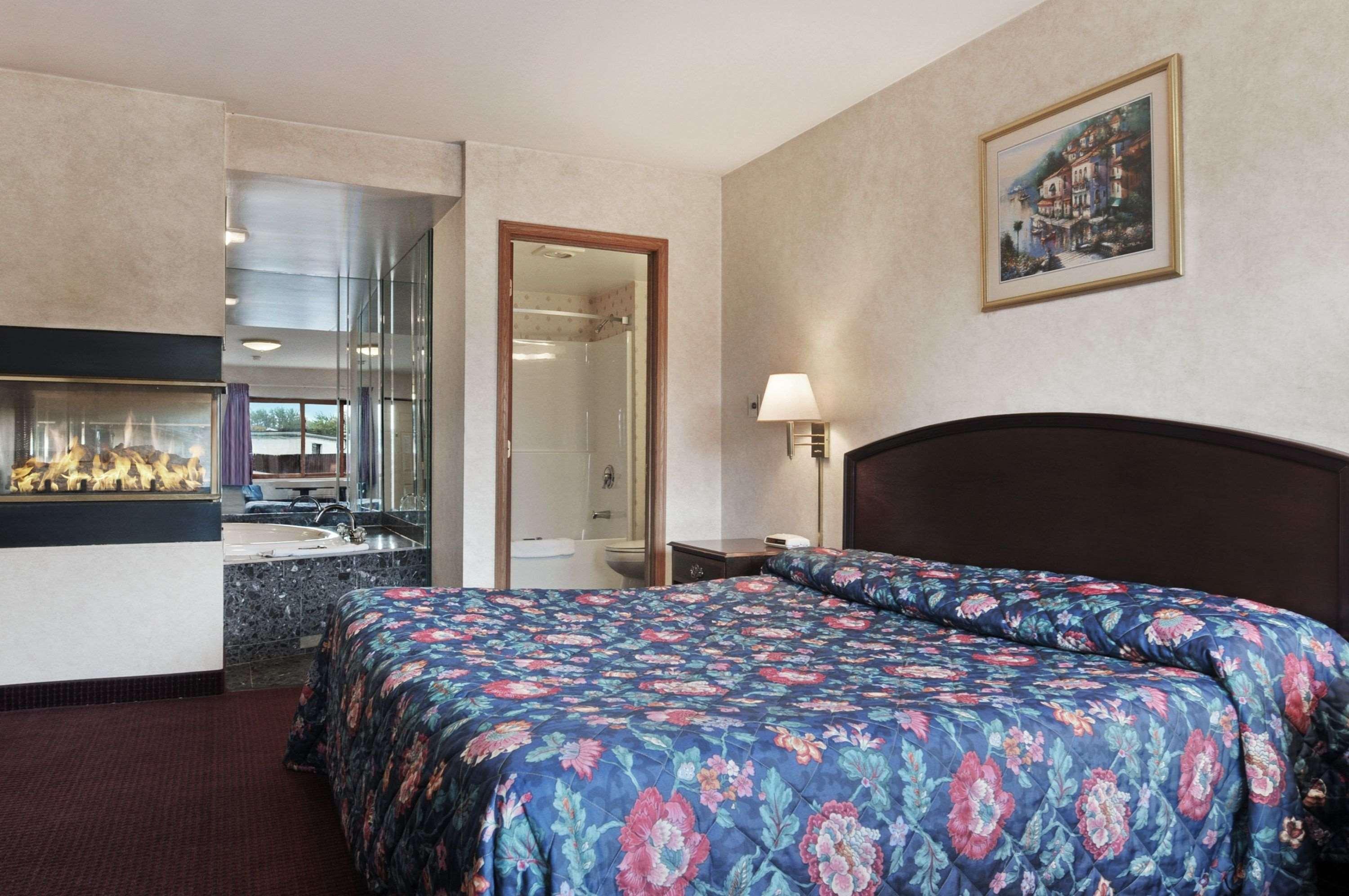 Travelodge By Wyndham Niagara Falls - New York Eksteriør billede