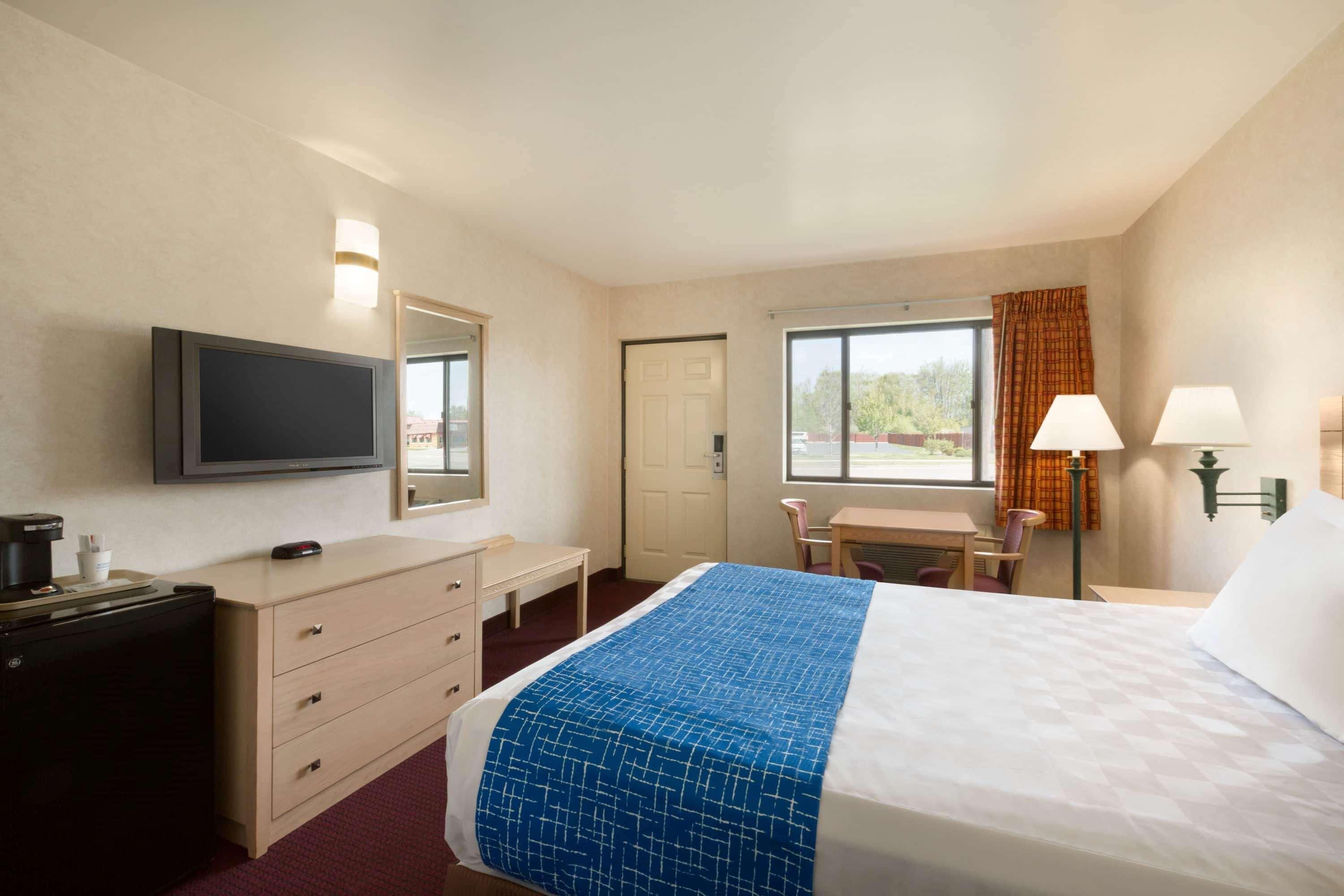 Travelodge By Wyndham Niagara Falls - New York Eksteriør billede