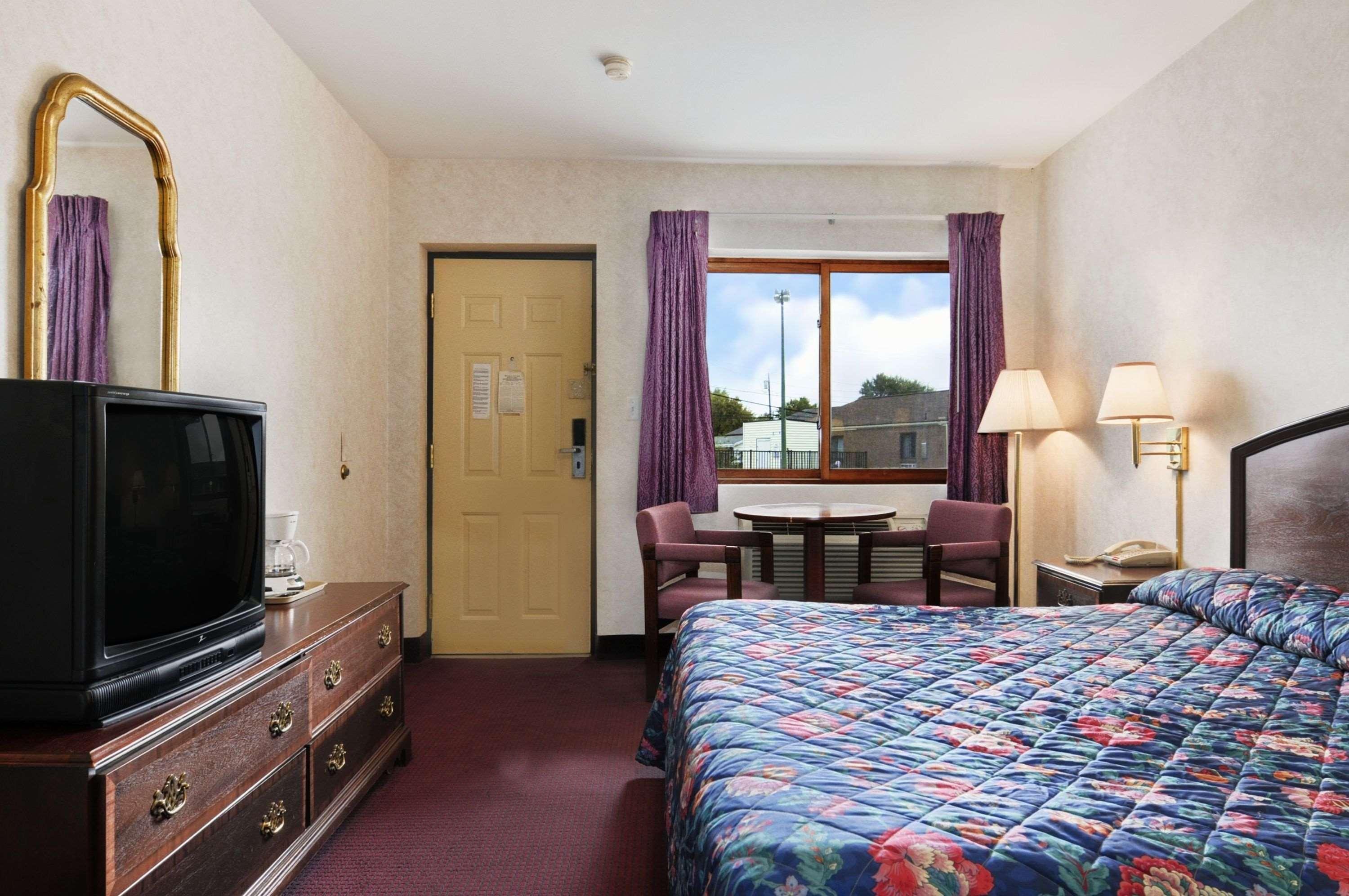 Travelodge By Wyndham Niagara Falls - New York Eksteriør billede