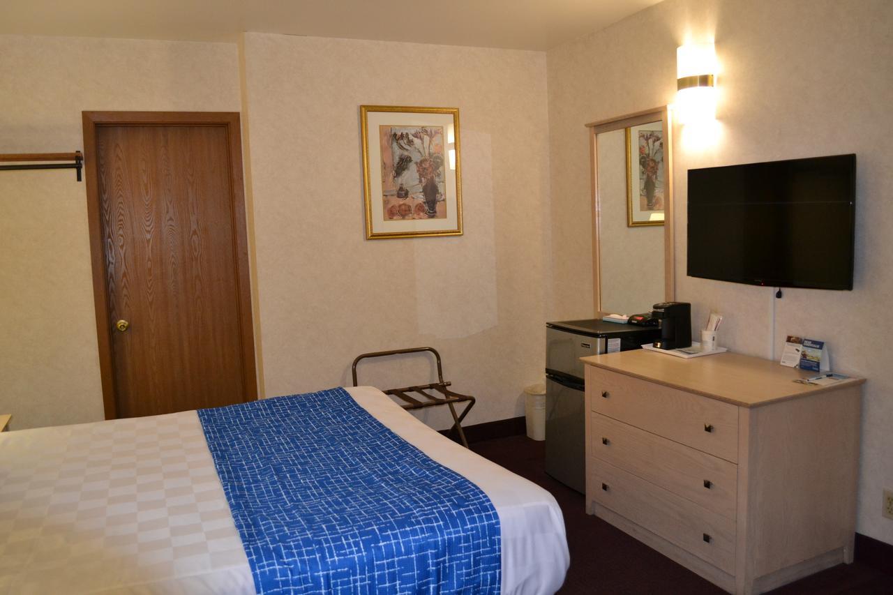 Travelodge By Wyndham Niagara Falls - New York Værelse billede