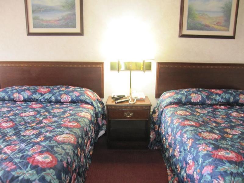 Travelodge By Wyndham Niagara Falls - New York Eksteriør billede