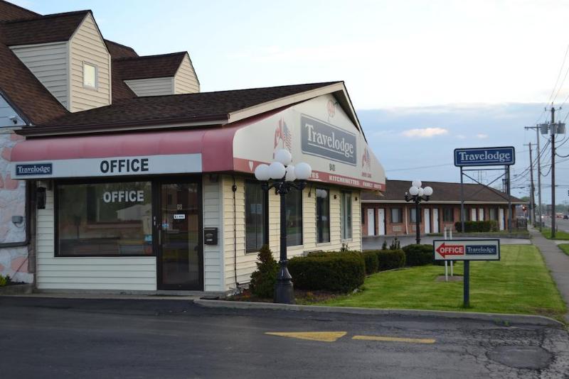 Travelodge By Wyndham Niagara Falls - New York Eksteriør billede