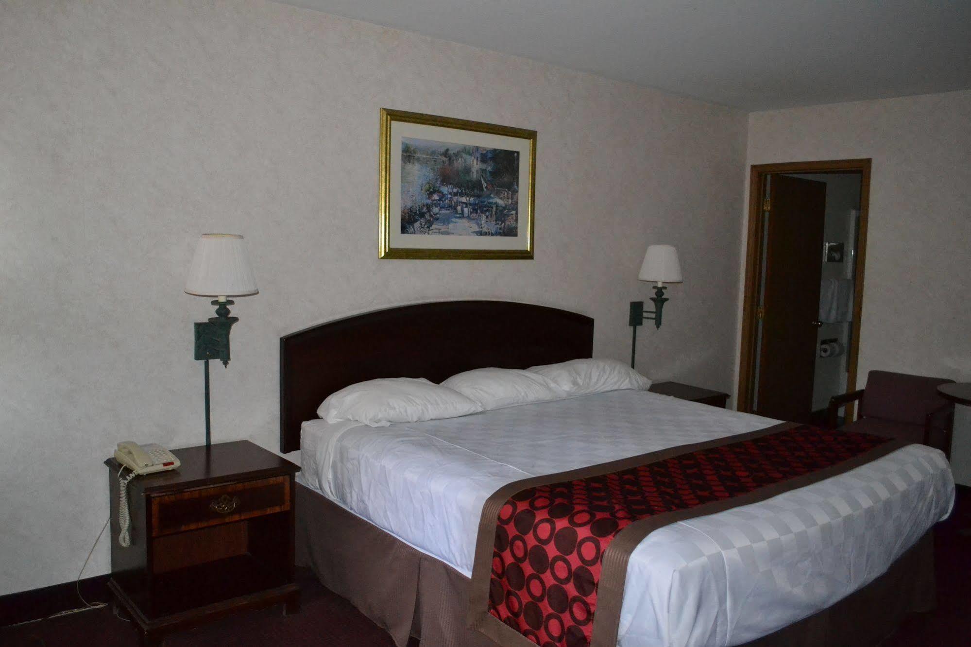Travelodge By Wyndham Niagara Falls - New York Eksteriør billede